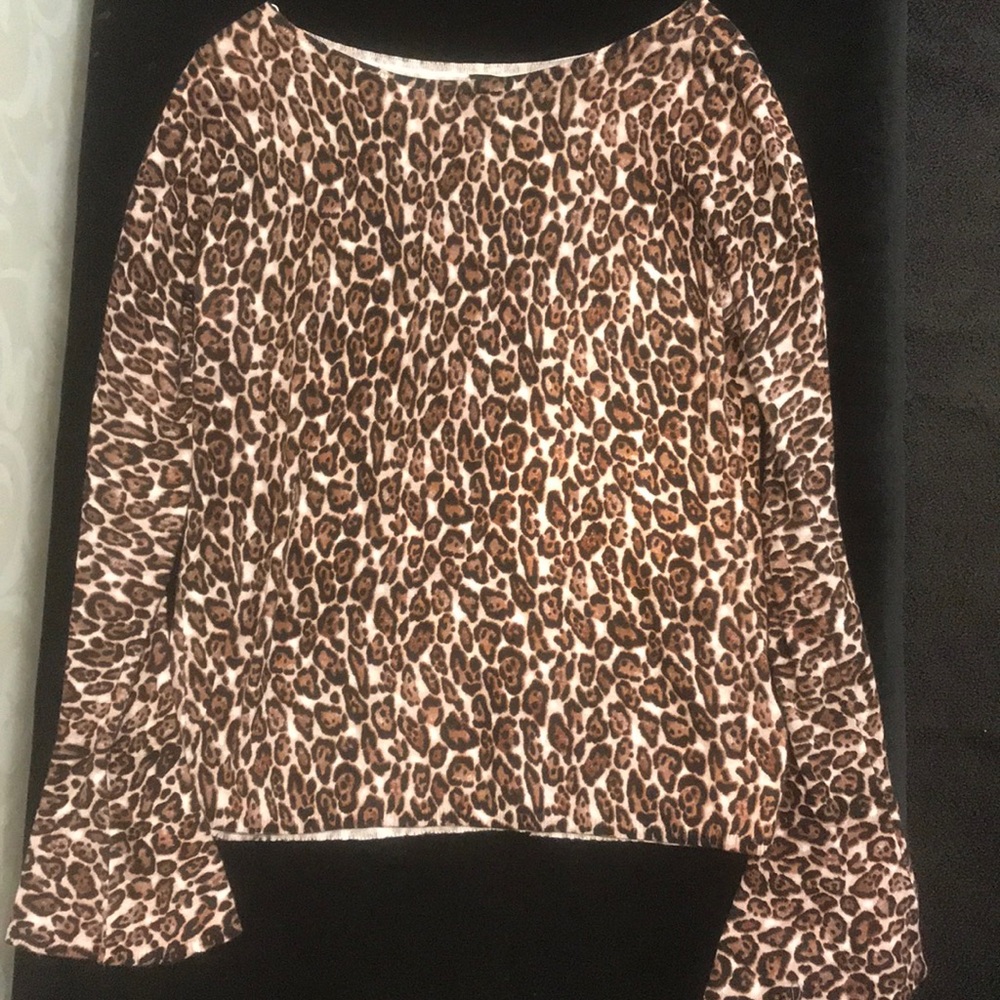 White House Black Market Leopard sweater size M